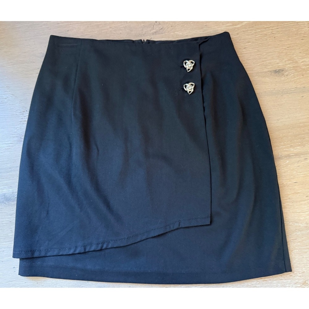 Vintage Stringbean Black Mini Skirt Asymmetric Wrap Celtic Knot Buttons Size 7/8